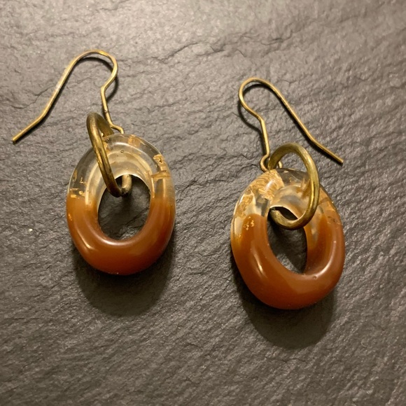 Amber Carmel Clear Resin Gold Tone Nugget Accent Dangle Earrings - Picture 3 of 11